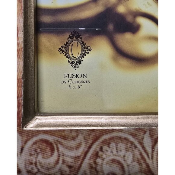 Fusion by Concepts Decorative 4x6 Photo Frame With Intricate Pattern Soft Tones - Picture 8 of 8